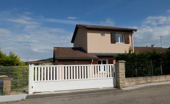 Surélévation de toiture en ossature bois pour agrandir une maison - Lissieu (69380)