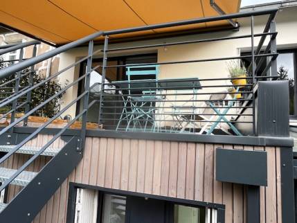 Terrasse aménagée sur une extension de maison - Nantes 44