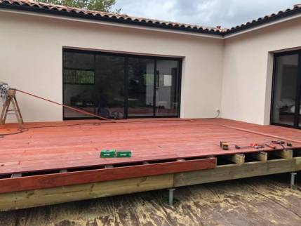 Construction d'une nouvelle terrasse en bois - Montauban 82000