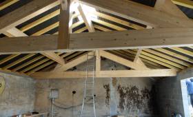 Travaux de charpente et couverture, projet d'extension, Genay (69730)