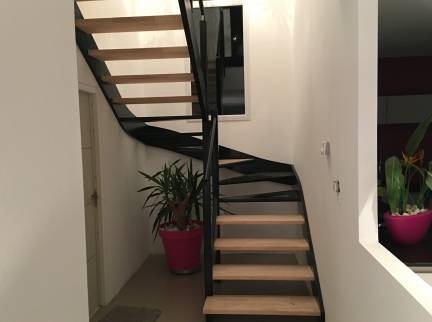 Escalier métal et noir Poissy