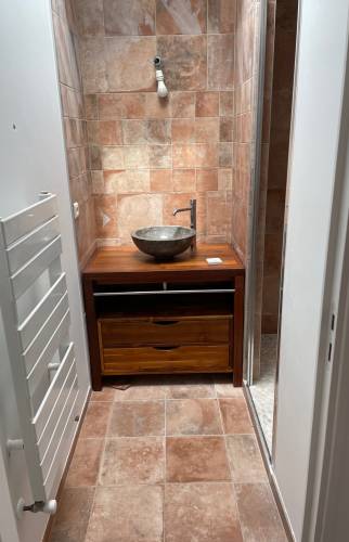 Création d'une petite salle de bain à Vertou