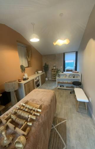 Salle de massage cosy La Maison Des Travaux Ales