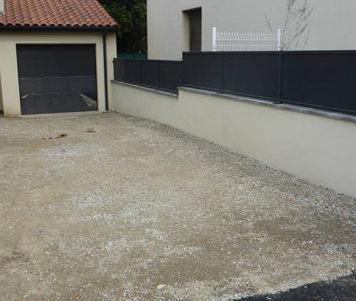 Allée de garage avant