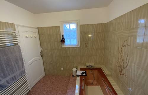 Salle de bain avant rénovation La Maison Des Travaux Ales