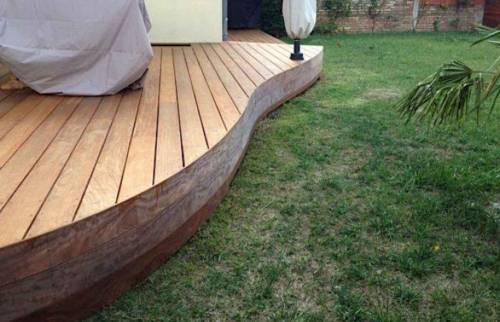 Installer une terrasse en bois à Bordeaux 