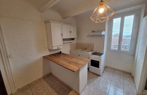 Cuisine d'appartement design La Maison Des Travaux Ales