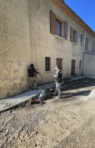 Injection de résine murs de façades extérieurs maison sur Roquevaire (13260)