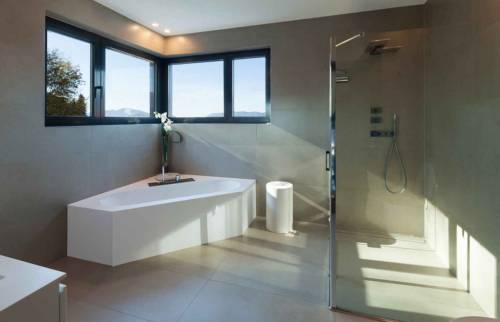 Réalisation d'une extension de salle de bain en bardage bois sur Balma.