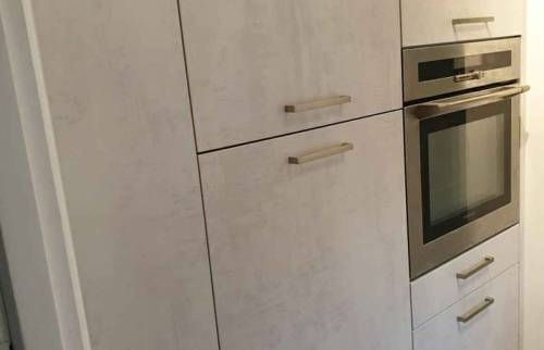 Electro ménager + meuble toute hauteur