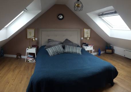 Chambre - architecte 44, maçon 44, plaquiste 44, carreleur 44, peintre 44, menuisier 44, électricien 44, plombier 44, charpentier 44, couvreur 44