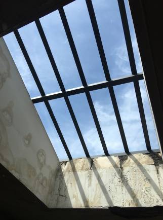 Puit de lumière dans toit Etampes