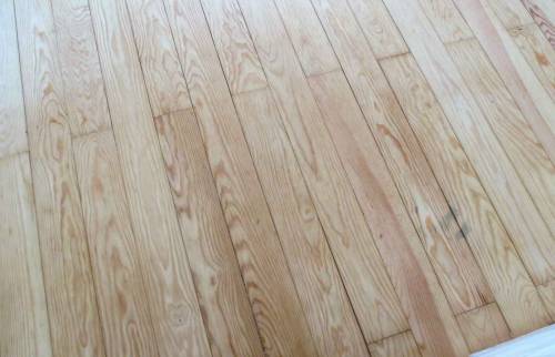 Parquet après rénovation à Buhl