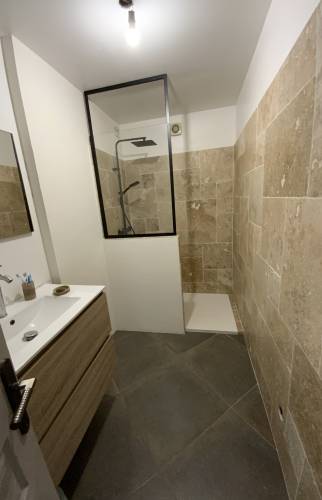 rénovation salle de bain La Maison Des Travaux Ales