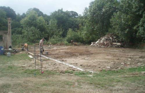 Destruction d'une vieille grange pour reconstruction à neuf à Veilleins (41)