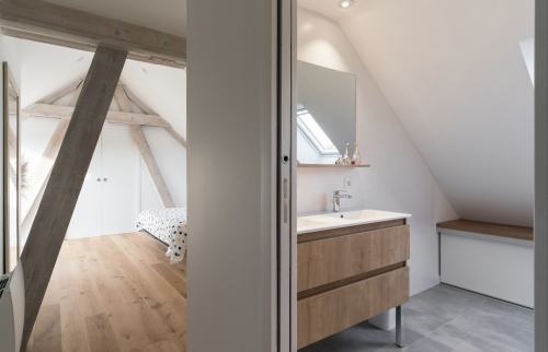 Création salle de bain suite parentale sous les combles à Vertou