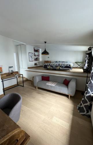 chambre d'un adolescent avant les travaux