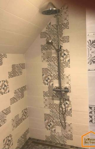 Douche fa!îence