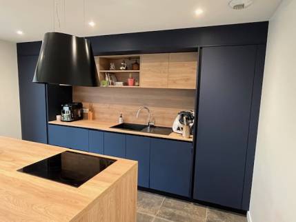 Création d'une cuisine moderne dans une maison en rénovation - Nantes 44