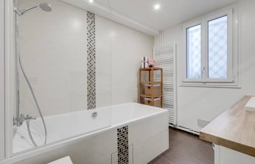 La baignoire et la frise