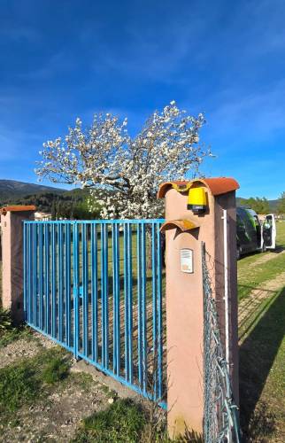 Portail manuel après motorisation à Cuges-les-Pins (13780)