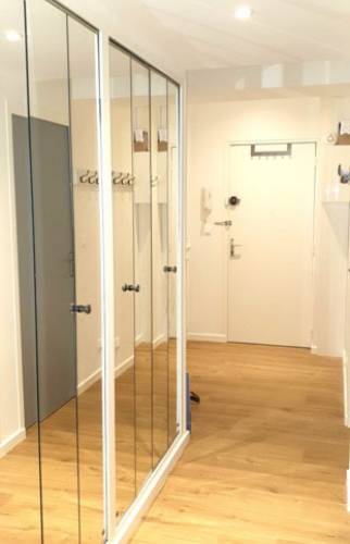 Création d'un meuble sur mesure pour la séparation entre une entrée et un séjour à MOISSAC (82).