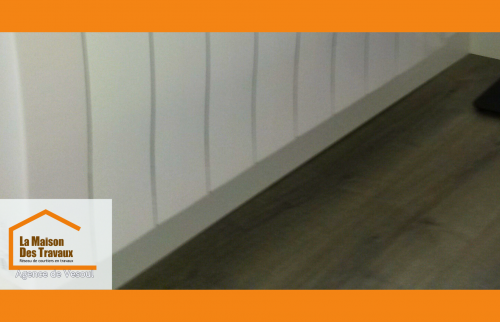 Une finition parfaite au pied des murs pour une harmonie visuelle et un confort renforcé.