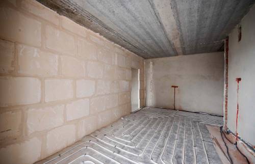 Mise en place du chauffage au sol