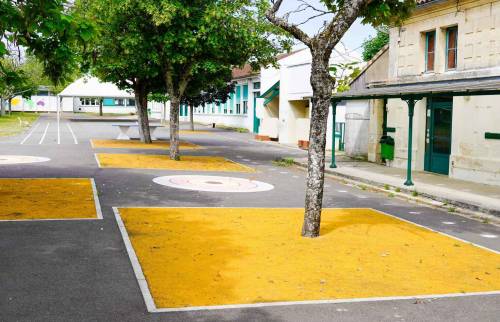 Rénover une cour d'école à Paris 8