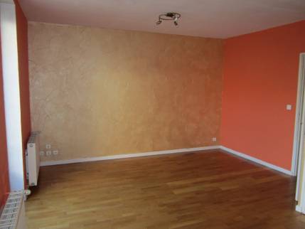 Appartement avant travaux de rénovation intérieure - Lagnieu 01150