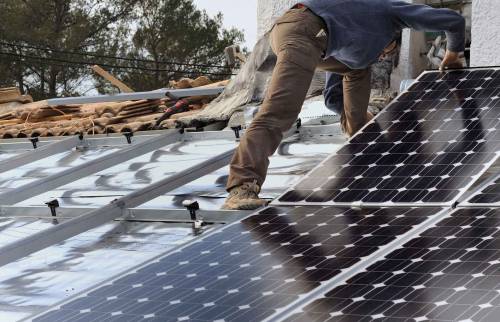 Installation de panneaux solaires
