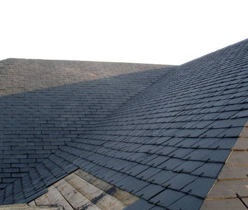 Rénovation de toiture en ardoise naturelle à Couëron