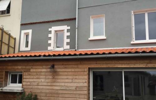 Réalisation d'une extension à St Julien de Concelles (44) - façade vue jardin