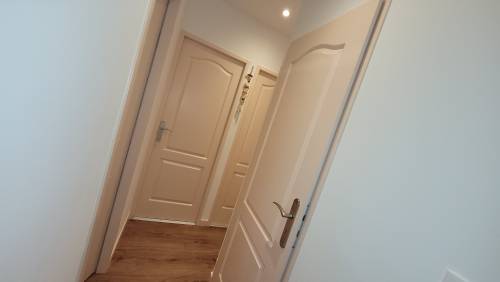 Le couloir menant vers l'espace nuit