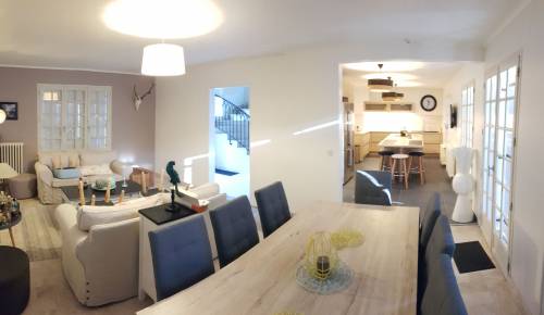 Vue d'ensemble rénovation pièces de vie salon séjour cuisine et mise en peinture décoration