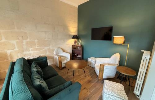 Salon Talence bleu canard pierre de gironde