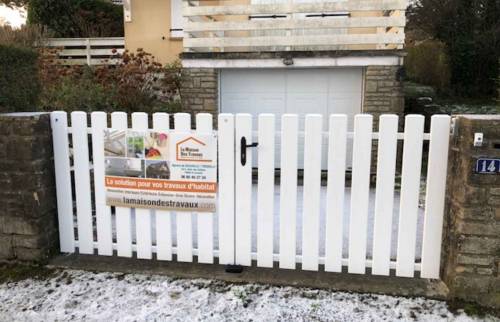 Remplacement d'un portail en bois à Trouville