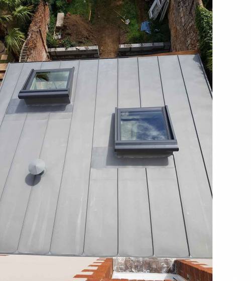 Toiture zinc dans la partie extension véranda