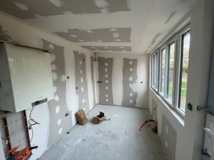 Travaux d'extension de maison avec doublage intérieur en placo - Nantes 44000