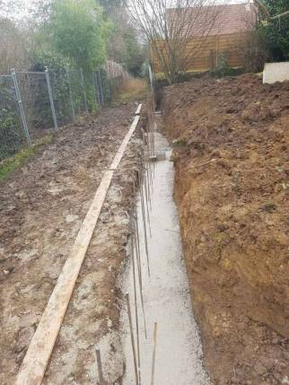  Fondations avant construction de clôture rigide mitoyenne - Evry-Grégy-sur-Yerres 77166