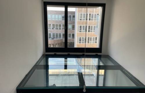 Création mezzanine bois et plancher vitré à Clichy 