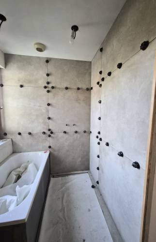 Pose dans le nouvel espace douche