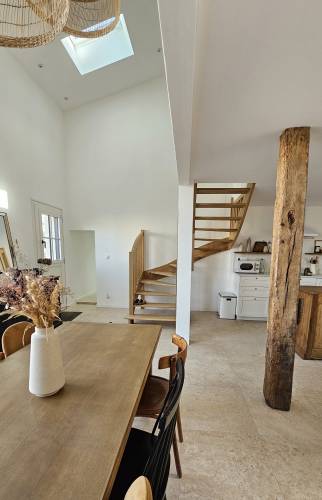 Rénovation complète d’une grange à Vinay salon 