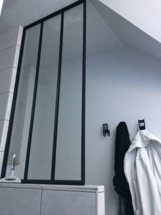 Rénovation de salle de bain avec verrière