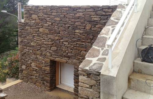 façade arrière - rénovation pierre de Bormes - Boitron - 77750 -  