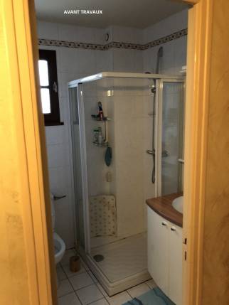 salle de bain avant rénovation