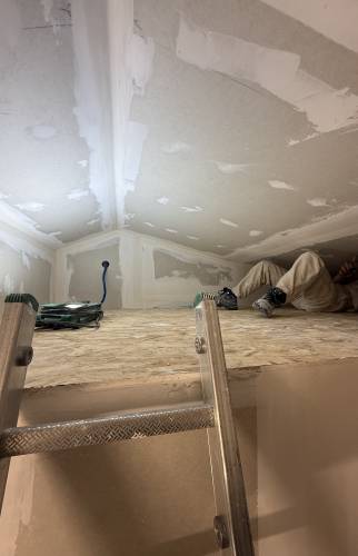 Transformation d'un petit bien ancien en logement à Indre 6