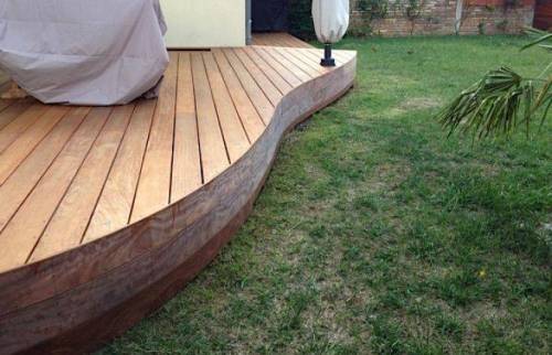 Terrasse en bois exotique à Bordeaux 