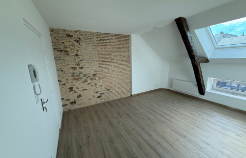 Mur de pierres apparentes