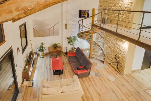 Réhabilitation d'une maison de village dans le Val de Saône, Lyon Ouest - Travaux d'isolation thermique, electricité, plomberie, chauffage